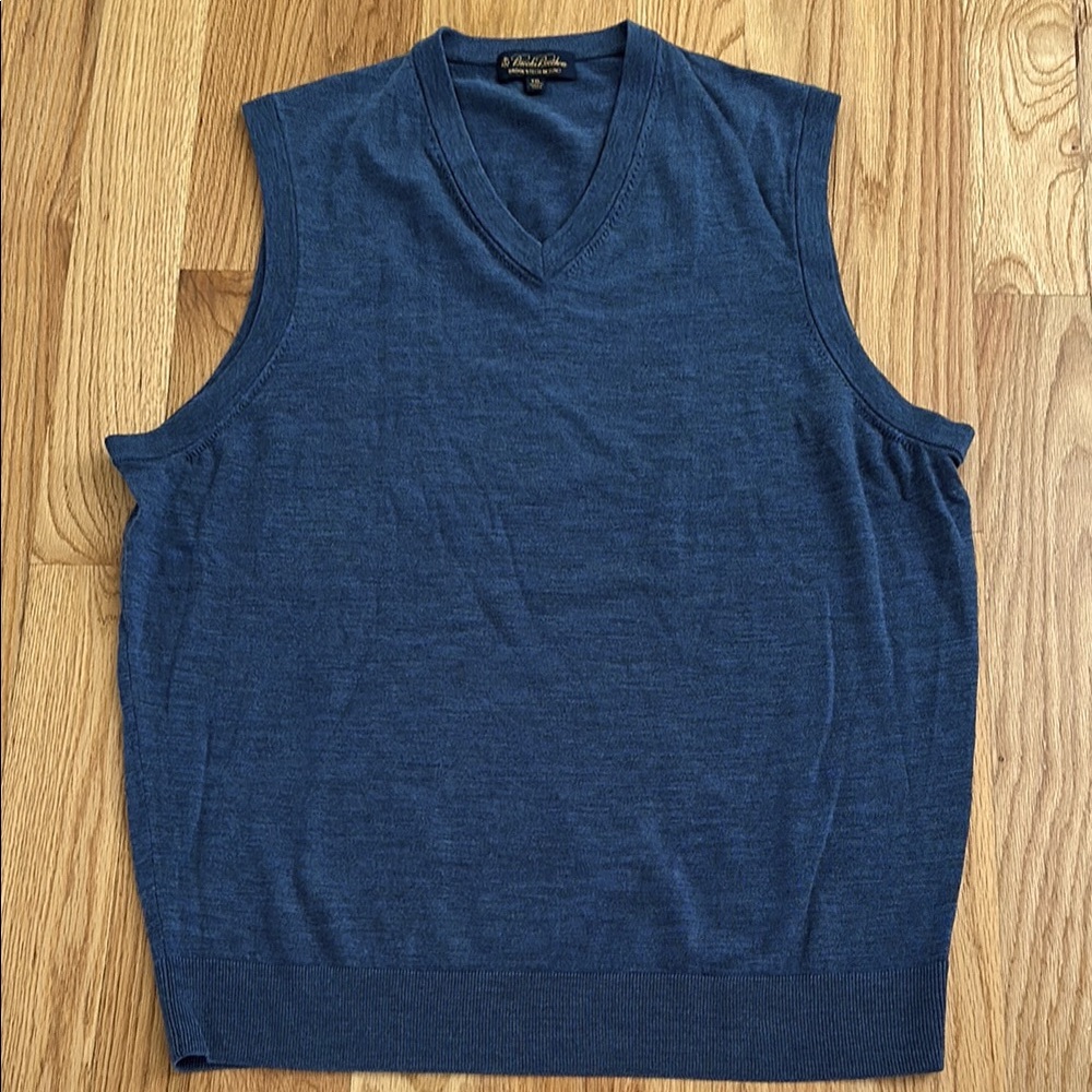 ⬇️CLEARANCE⬇️Brooks Brothers Merino Wool Sweater Vest